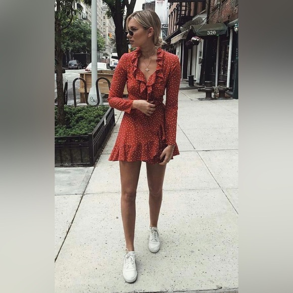 Realisation Alexandra wrap mini dress - Picture 4 of 13